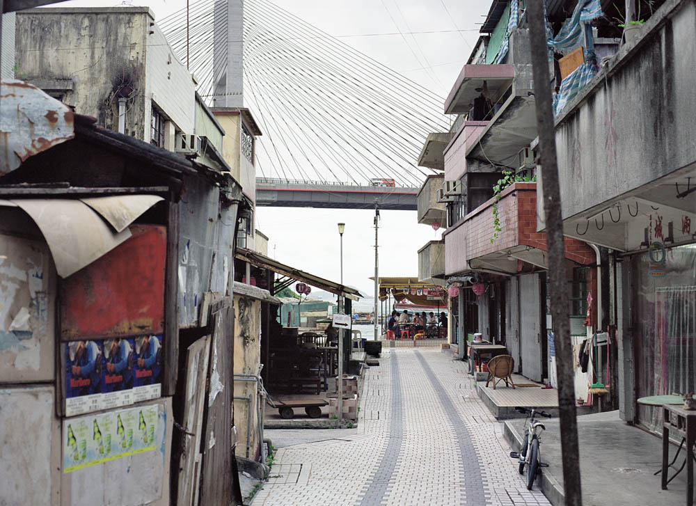馬灣大街 Main Street, Ma Wan, 2000 (Ref: 200006911)